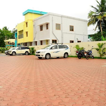 Hotel Aadhi Mayiladuthurai Exterior photo